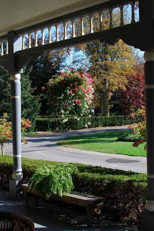 Idlewyld Inn & Spa Лондон Экстерьер фото